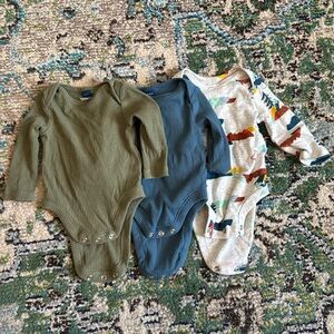 (3) Long-sleeve Bodysuits Onesie Bundle 0-3M